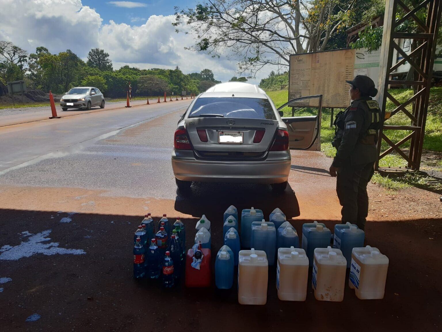 Puerto Libertad: secuestran contrabando de combustible.