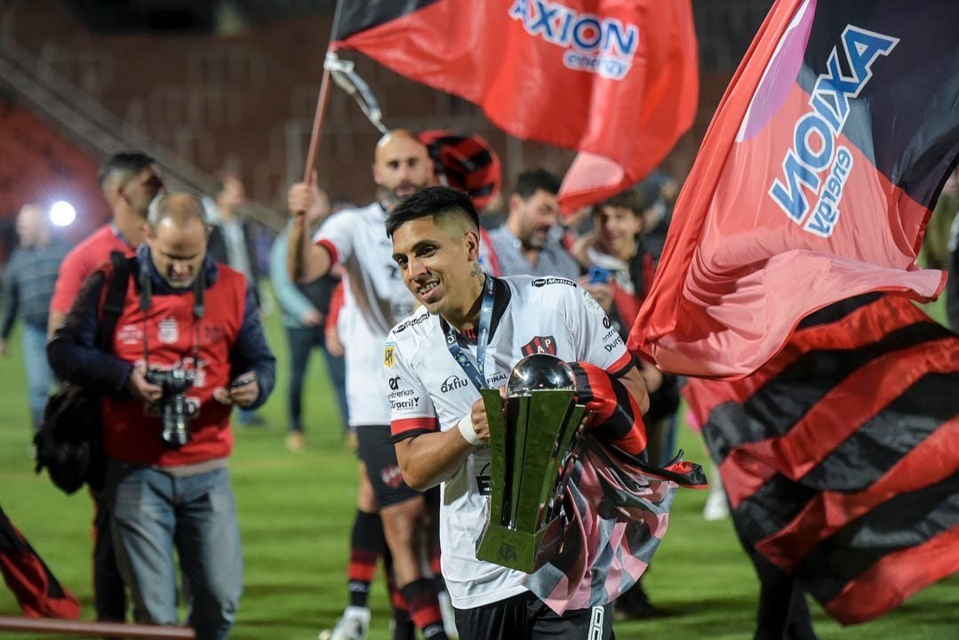 Jonás Acevedo fue campeón con Patronato de Copa Argentina. Llegó desde Huracán y arrancó en San Lorenzo. (Instagram Jonás Acevedo).