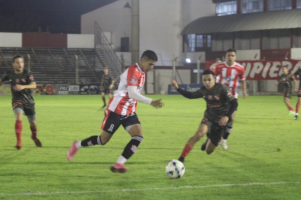 El “9″ empató en el “Coloso” con Independiente de Chivilcoy