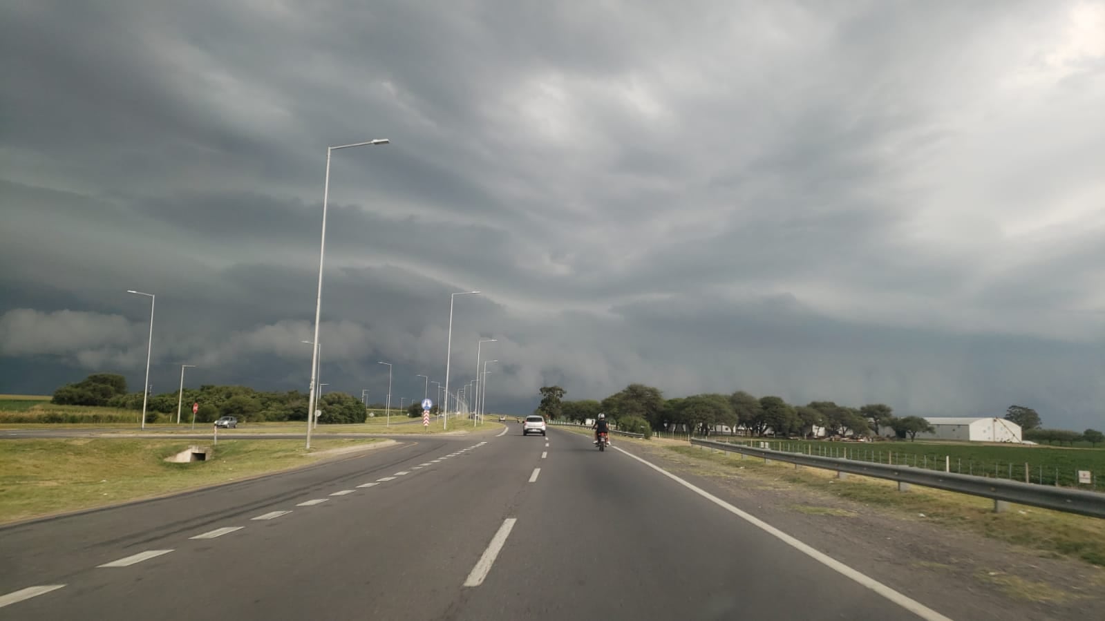 Ruta 5. Así se ve el avance de la tormenta.