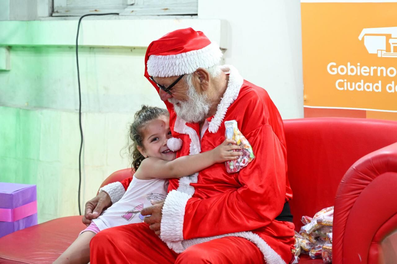 Papá Noel en el Museo José Mercado Arroyito