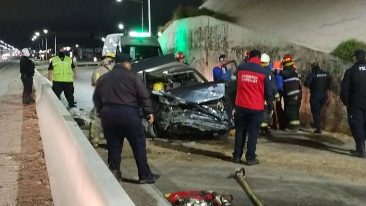 Imágenes sensibles: un joven mendocino impactó contra un paredón y murió