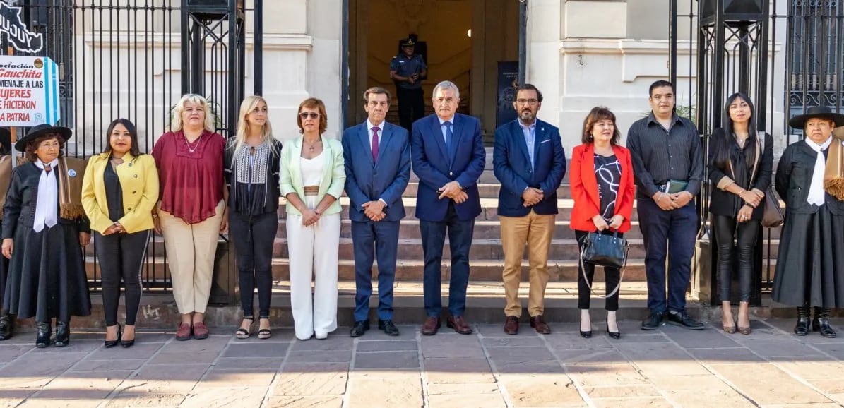 El gobernador Morales y el ministro Sadir presidieron el acto por el Día de la Mujer en Jujuy.