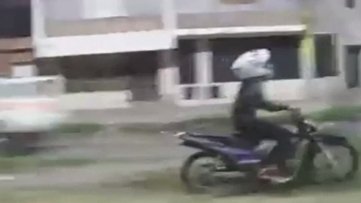 Video: un adolescente y un joven protagonizaron una impactante persecución en Córdoba