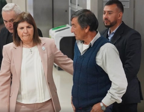 Buenos Aires. José Peña, el padre de Loan, se reunió con la ministra Bullrich.