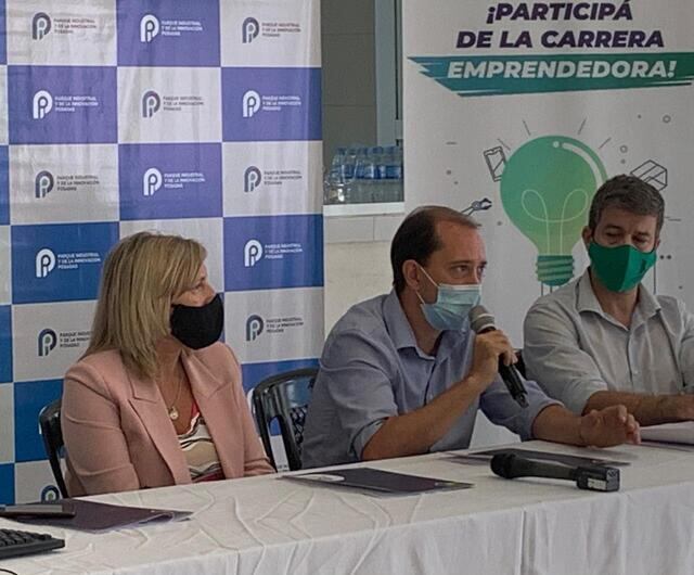 Apóstoles: presentación de la carrera emprendedora Proyéctate