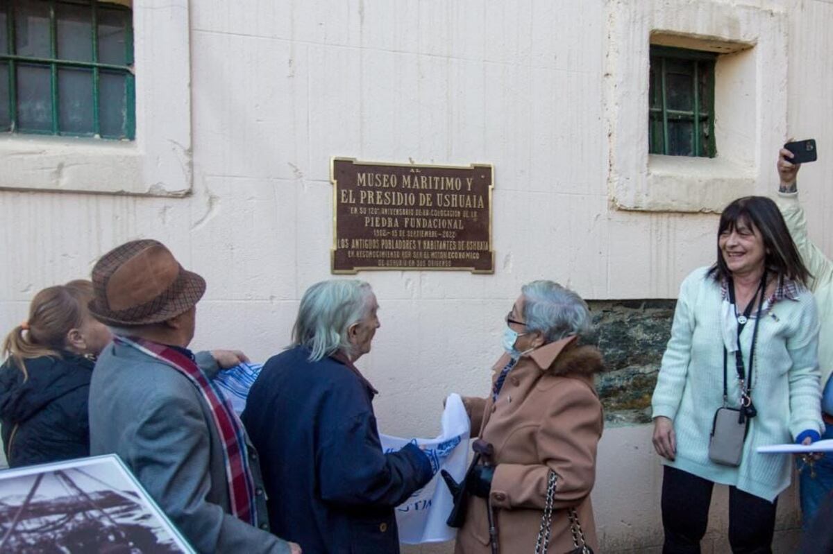 Acto conmemorativo por el 120 aniversario de la colocación de la piedra fundamental