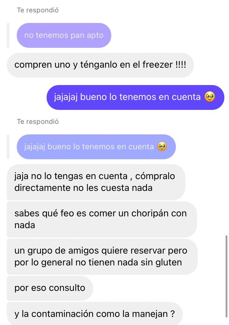 Las duras respuestas de un cliente celíaco a la encargada de una parrilla