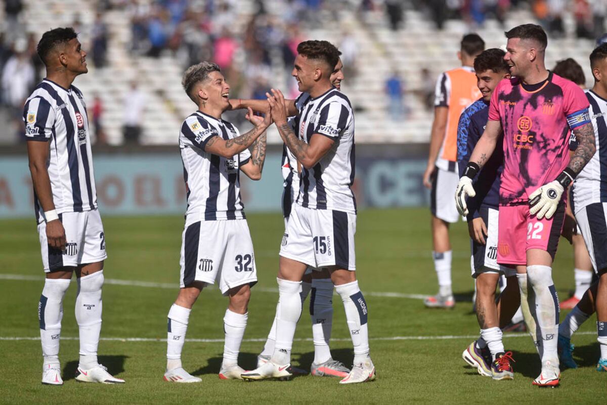 Enzo Díaz y el regalo especial de Caixinha por el segundo gol de Talleres