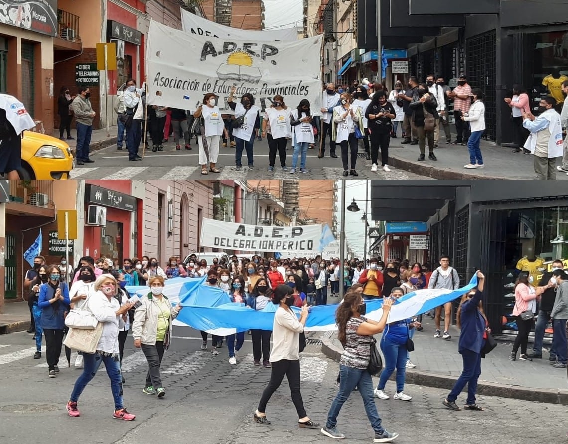 El lunes hubo una marcha de ADEP hacia el Ministerio de Educación, para hacer visible el rechazo del sector al decreto 1.807.