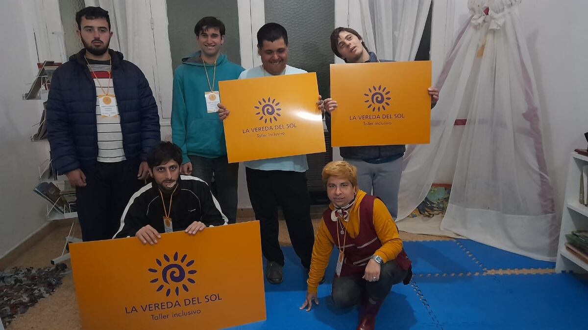 Charla informativa sobre la “Cafetería inclusiva” en Punta Alta