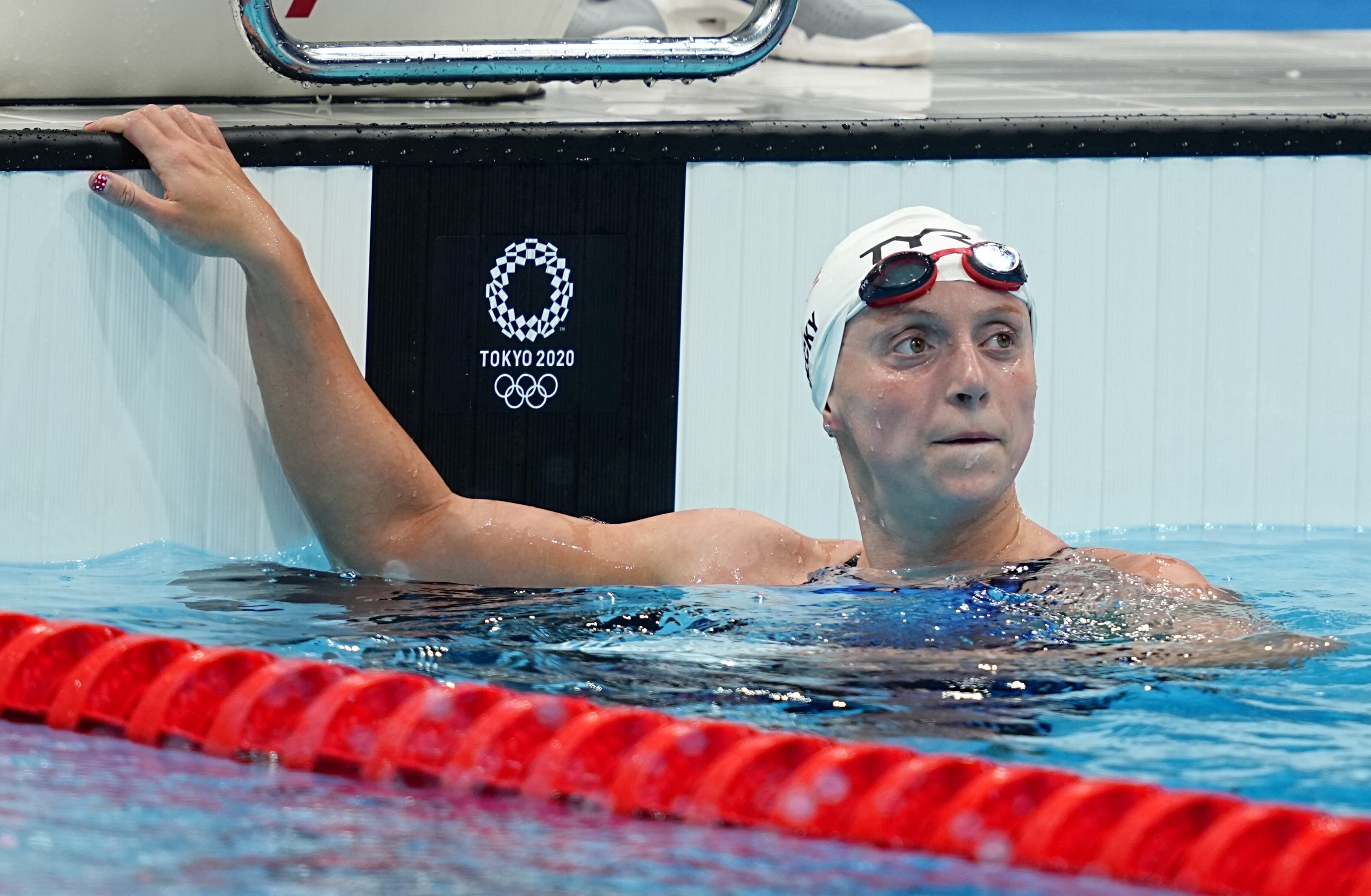 Katie Ledecky rompió el récord olímpico en la clasificación de los 1500 metros libres.