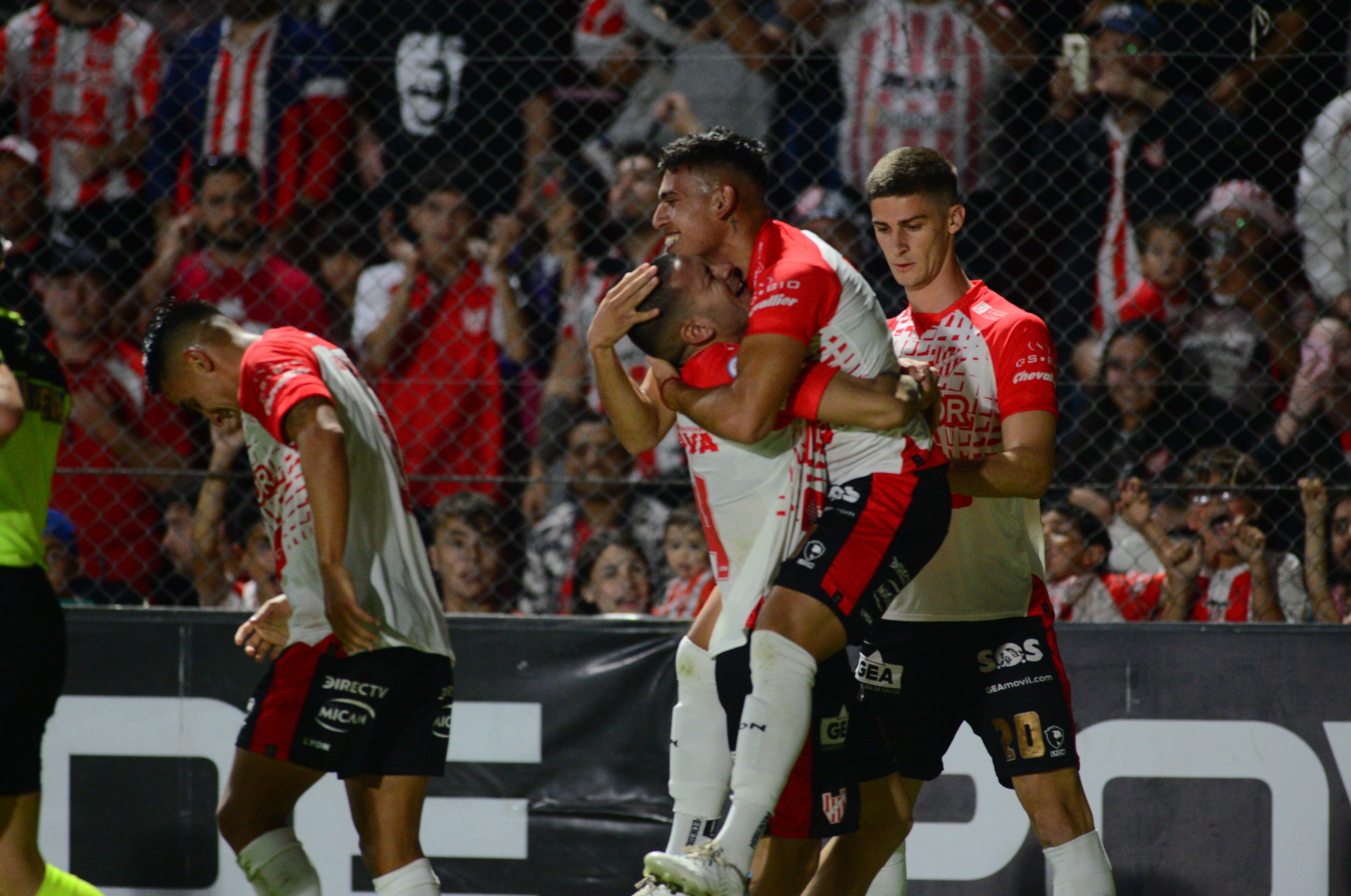 Instituto recibió a San Telmo en el estadio de Alta Córdoba por la Primera Nacional. (José Gabriel Hernández)