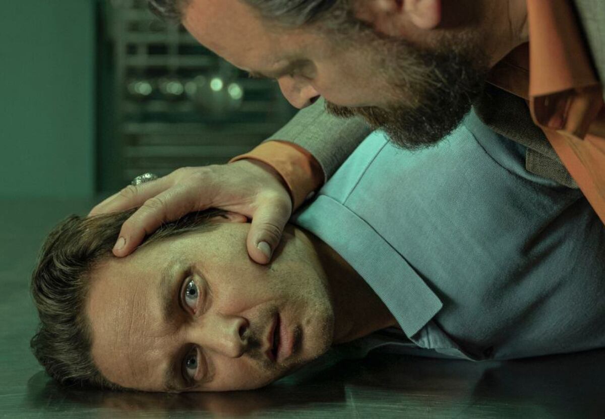 Netflix: la miniserie alemana de 8 capítulos que mezcla asesinatos, mafia y humor negro dentro de una impactante trama
