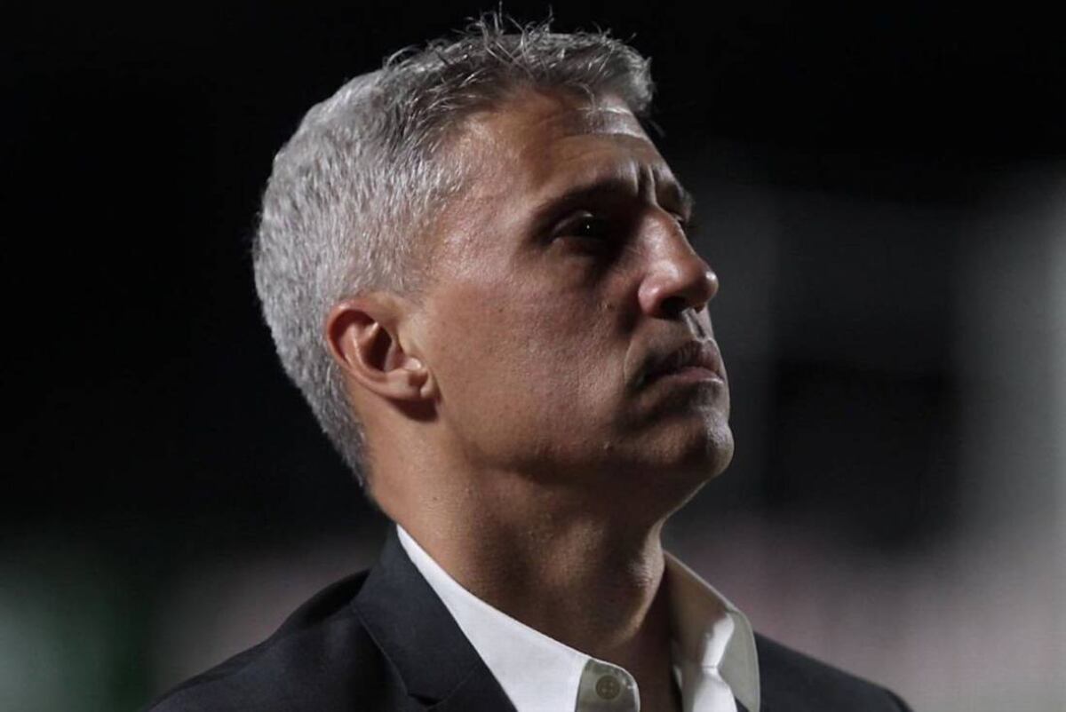 Hernán Crespo dejó de ser el DT de San Pablo de Brasil