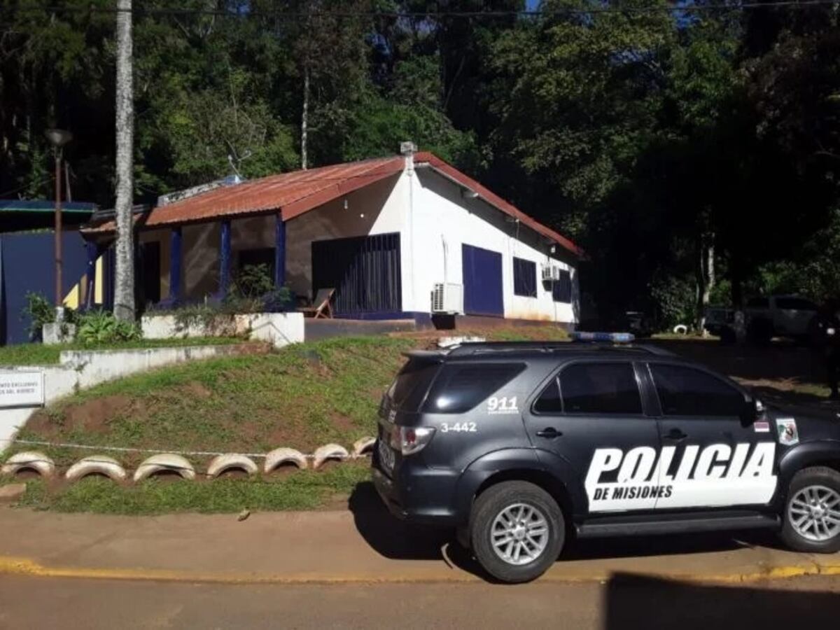 Se rompió en pleno cruce una balsa que une Iguazú con Presidente Franco