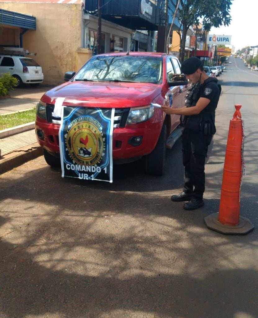 Estafadores cayeron por pagos con cheques falsos en Posadas.