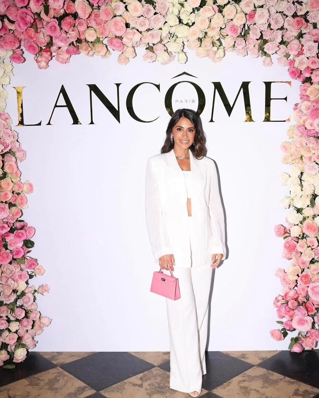 Antonela es la embajadora de la famosa marca francesa Lancome.