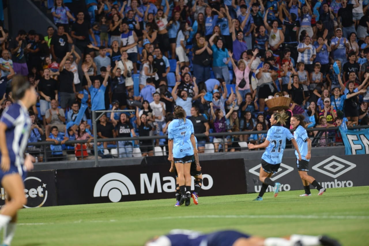 Belgrano y Talleres se enfrentaron en un clásico histórico en la Primera A de la AFA. (Javier Ferreyra / La Voz)