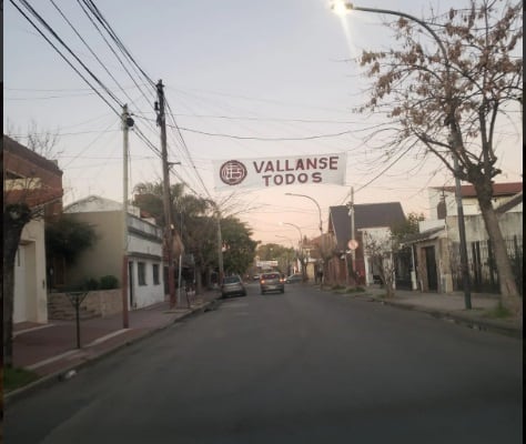 El enojo de los hinchas de Lanús. 