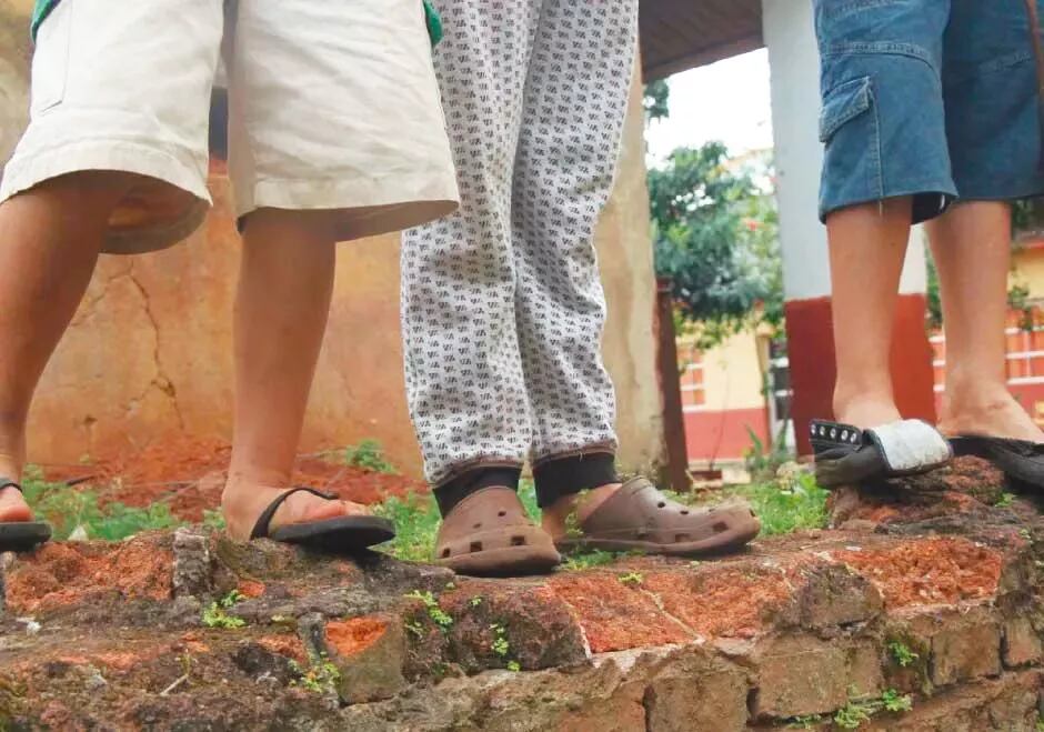 Jardín América: un niño de 7 años escapó de su casa por supuestos maltratos