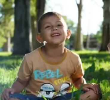 Benicio, el niño de seis años que necesita un trasplante de hígado urgente.