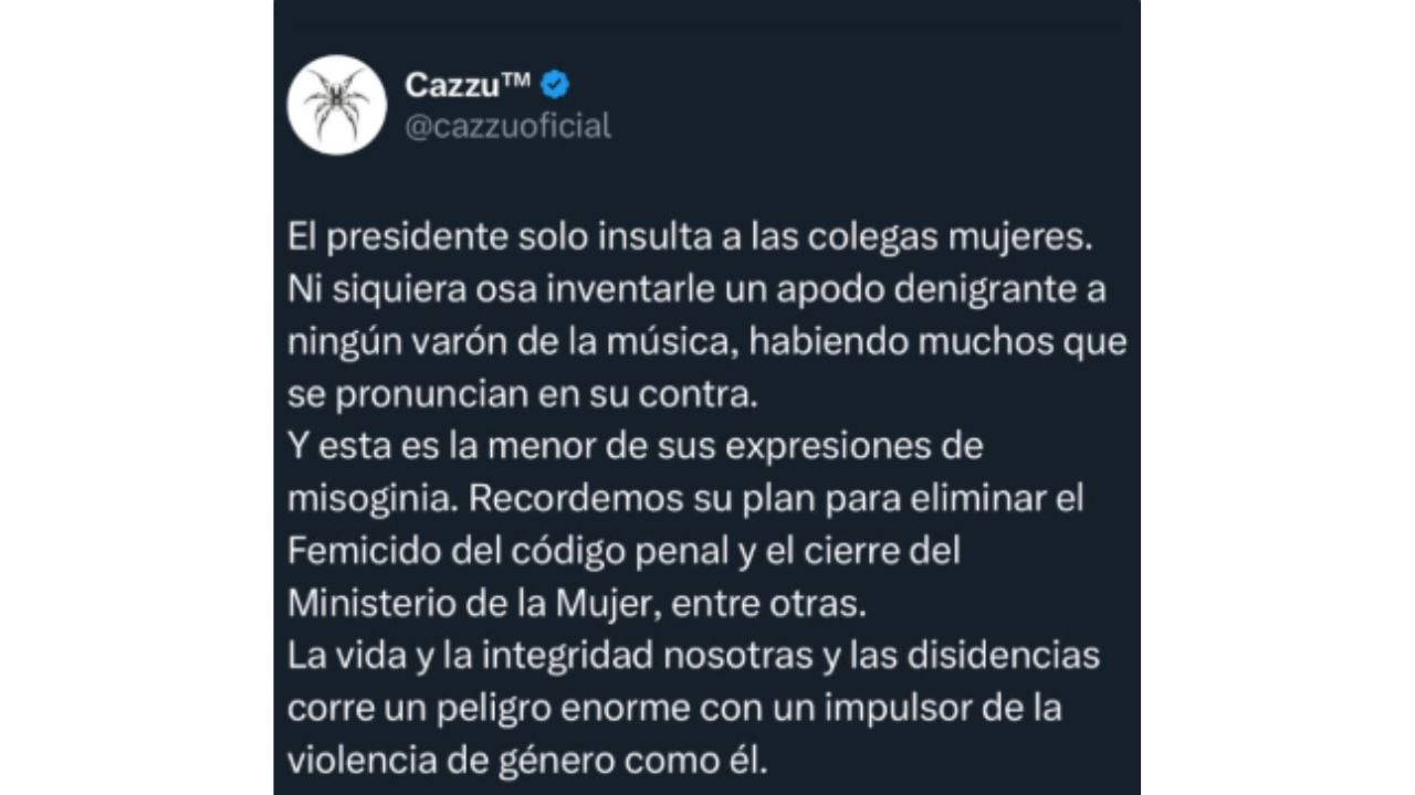 Cazzu apuntó contra Javier Milei en defensa de Lali Espósito y María Becerra: “Expresiones de misoginia”