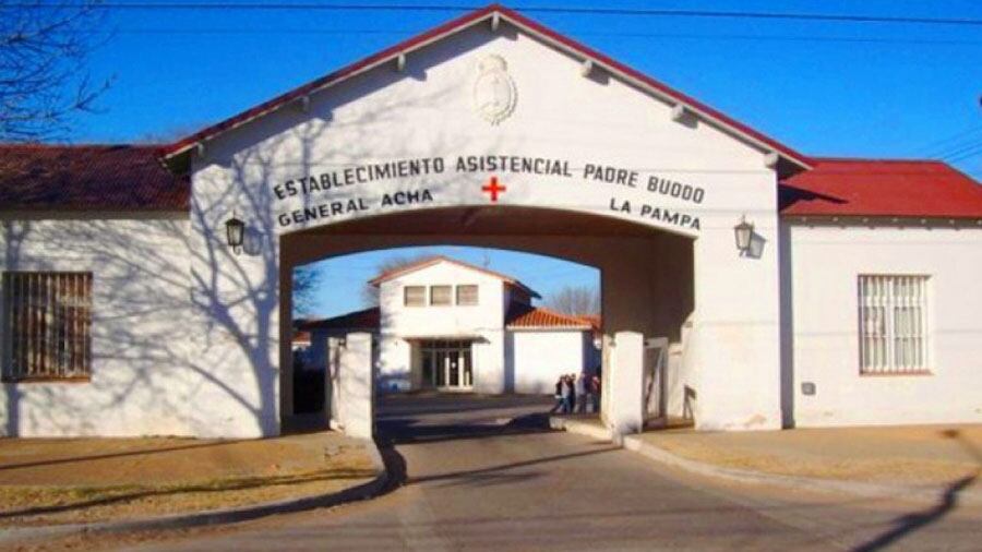 En el Hospital de General Acha hay 9 residentes del geriátrico internados 