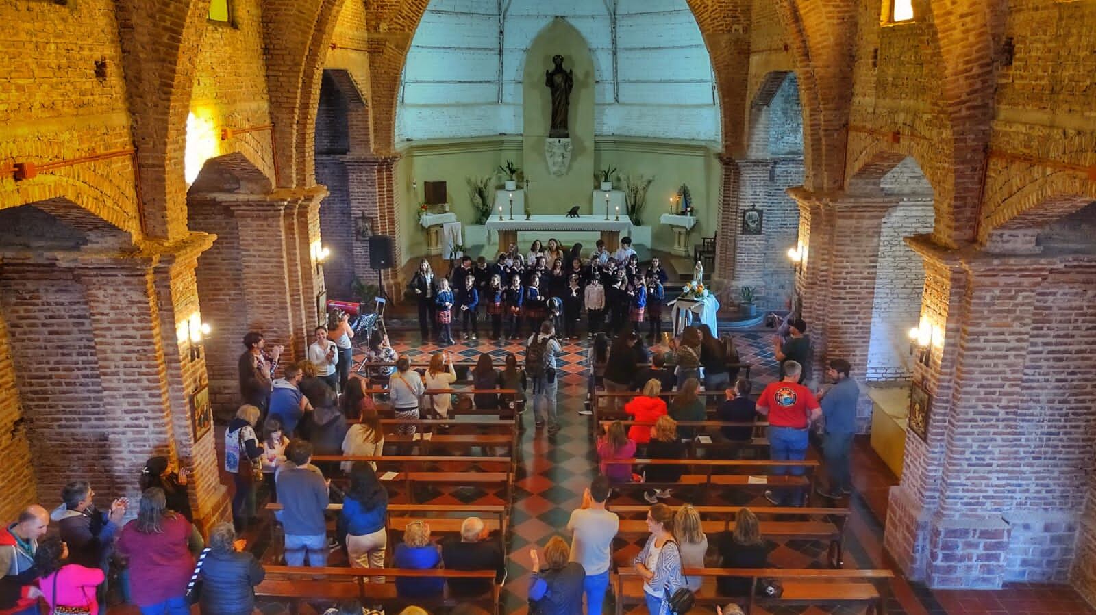 Se celebraron los 90 años del templo de San Mayol