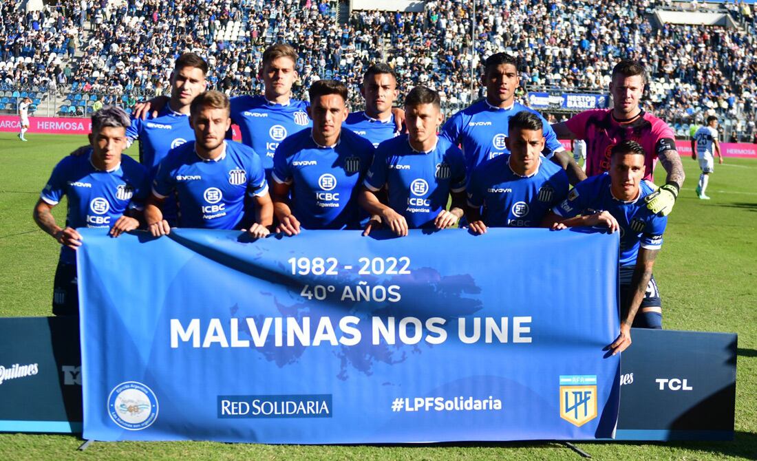 Talleres y su homenaje, en la previa del partido con Gimnasia (Foto: Federico López Claro).