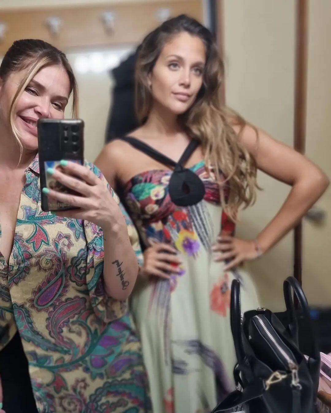 Nazarena y Barbie Vélez juntas desde Puerto Madryn. (Foto: Instagram)