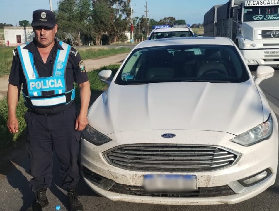 Un hombre que era buscado en Viedma fue reconocido en un control de tránsito en la Ruta 228