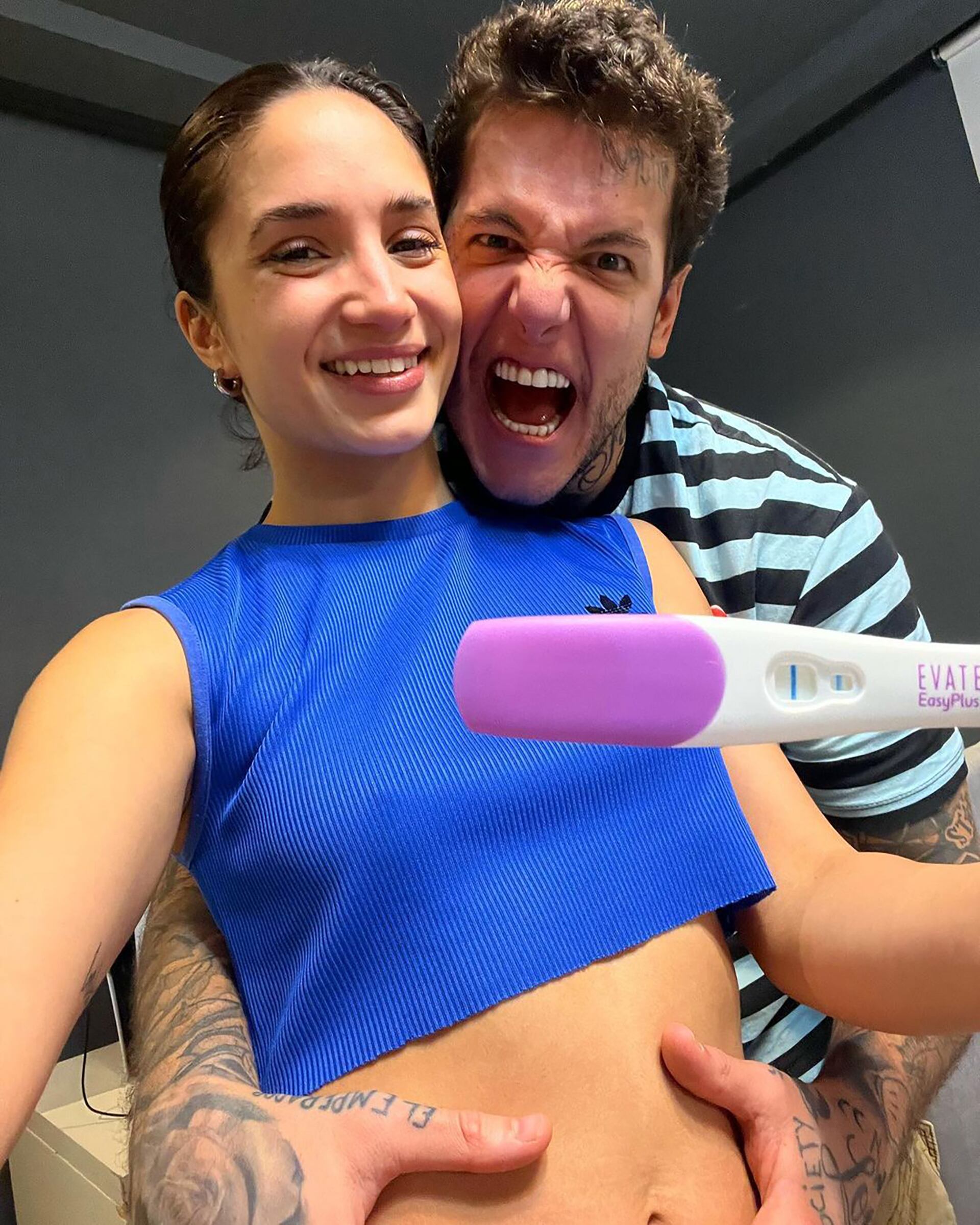 Melody Luz y Alex Caniggia el día que anunciaron que serían papás.