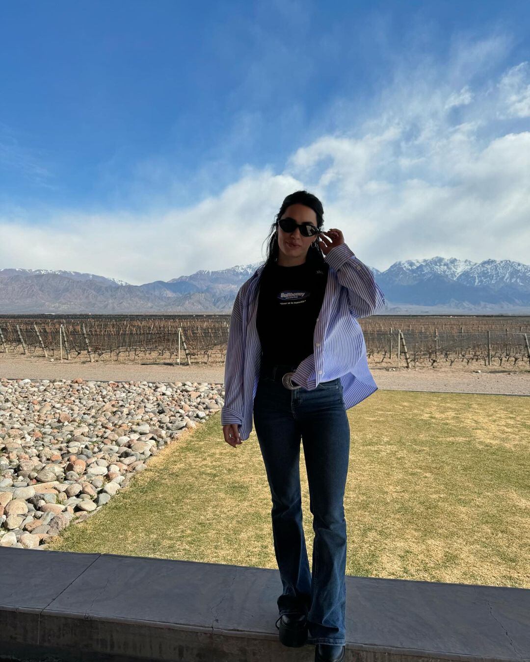 Lali Espósito visitó una distinguida bodega de Mendoza.