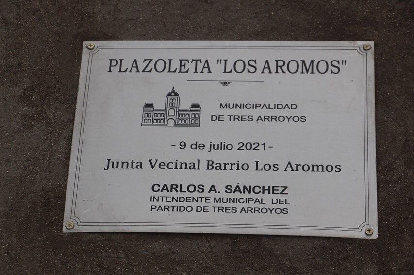 Quedó inaugurada la nueva plazoleta en el barrio “Los Aromos”