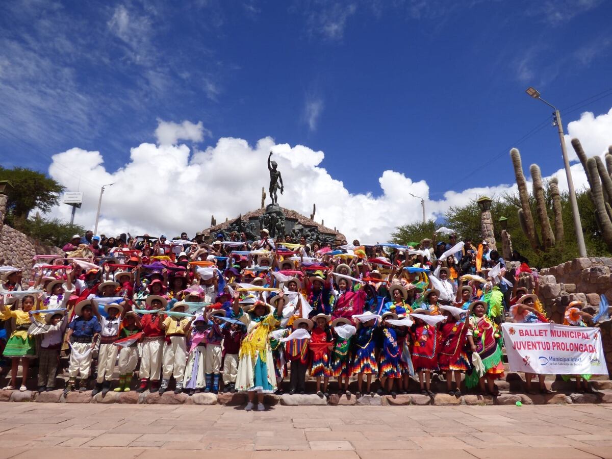 Verano en Jujuy: colorida fiesta popular celebró en Humahuaca el Día del Carnavalito