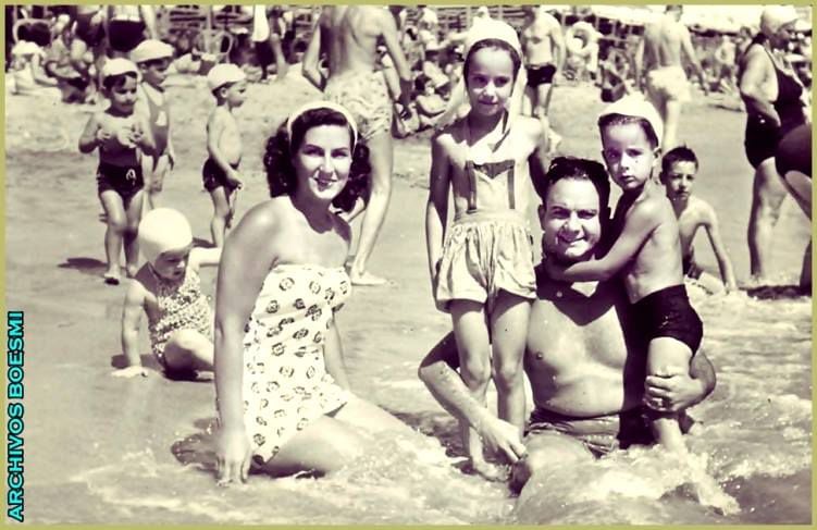 Astor Piazzola con su primer mujer, Dedé Wolff, y sus hijos Daniel y Diana.