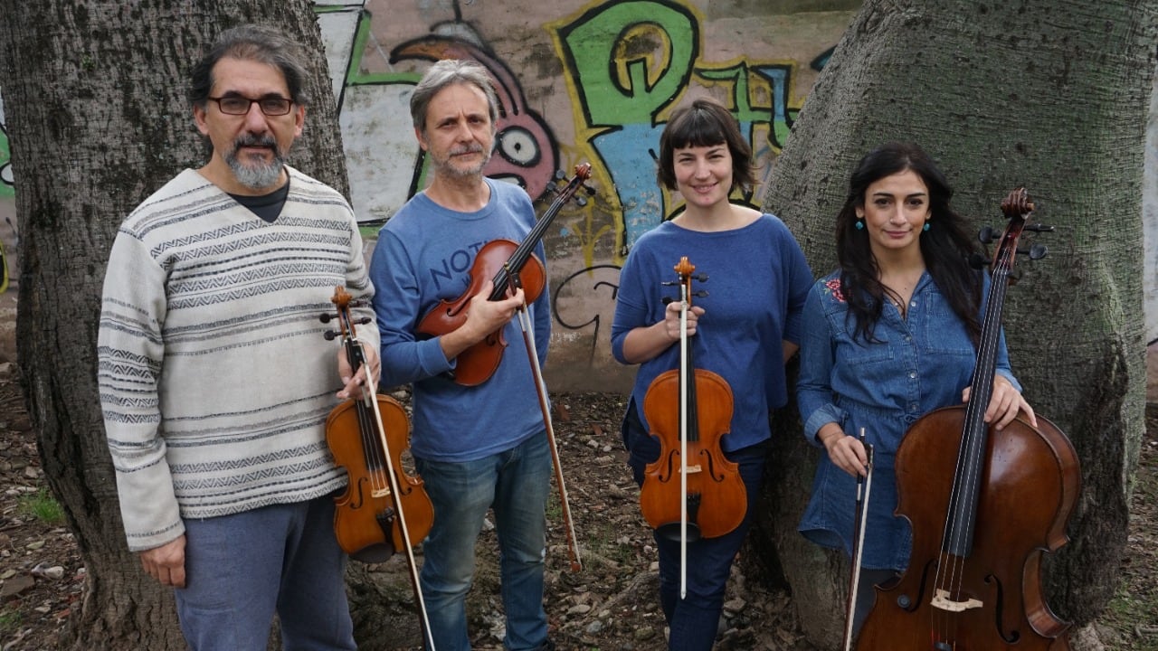 El cuarteto presenta un show sin precedente.