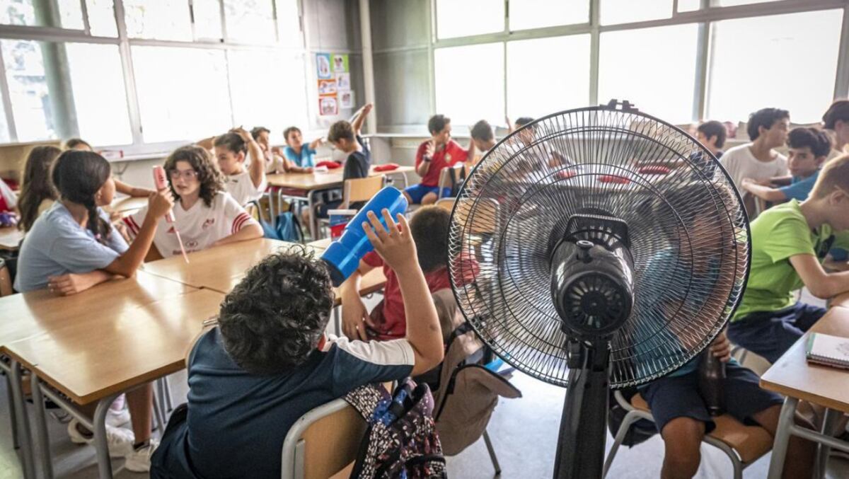 Ola de calor en Rosario: una escuela permitirá que los alumnos lleven su propio ventilador a clases
