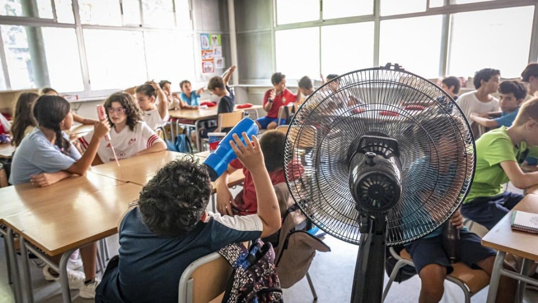 El calor se hace sentir en las escuelas.