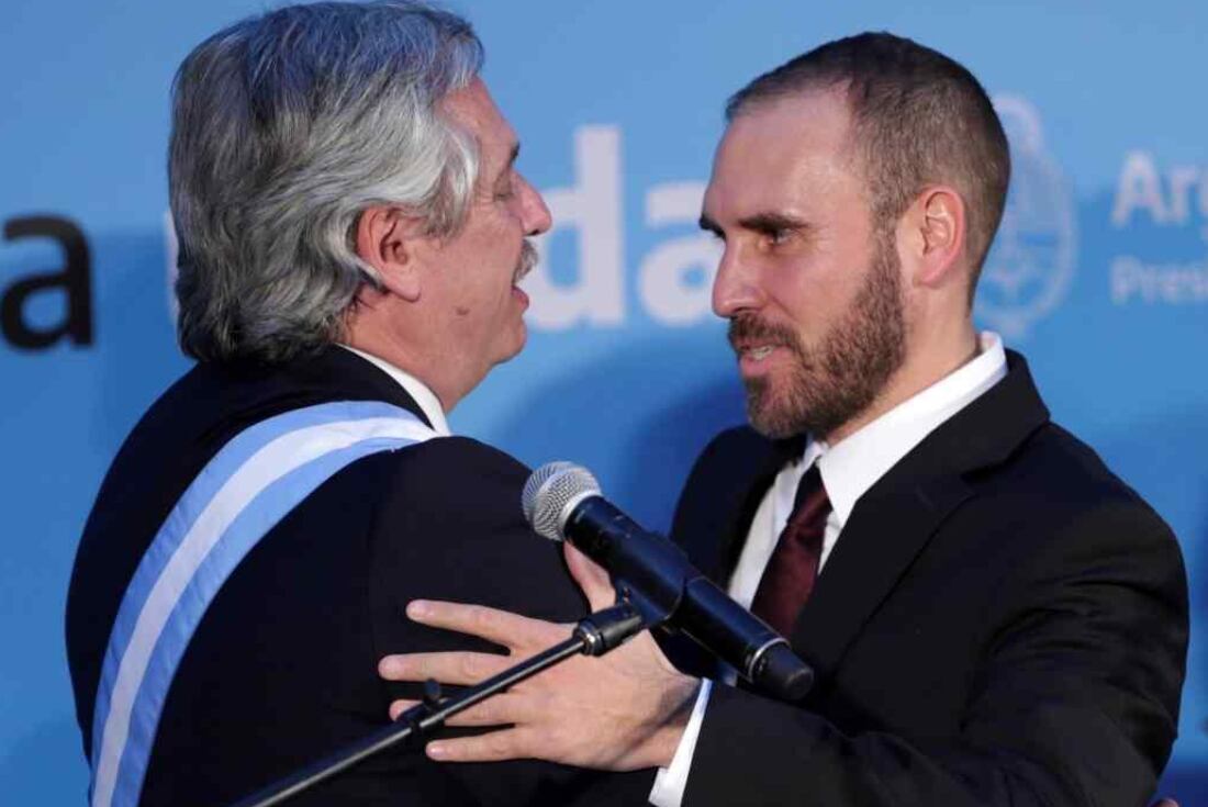 El presidente Alberto Fernández junto al ministro de Economía, Martín Guzmán. (Presidencia)