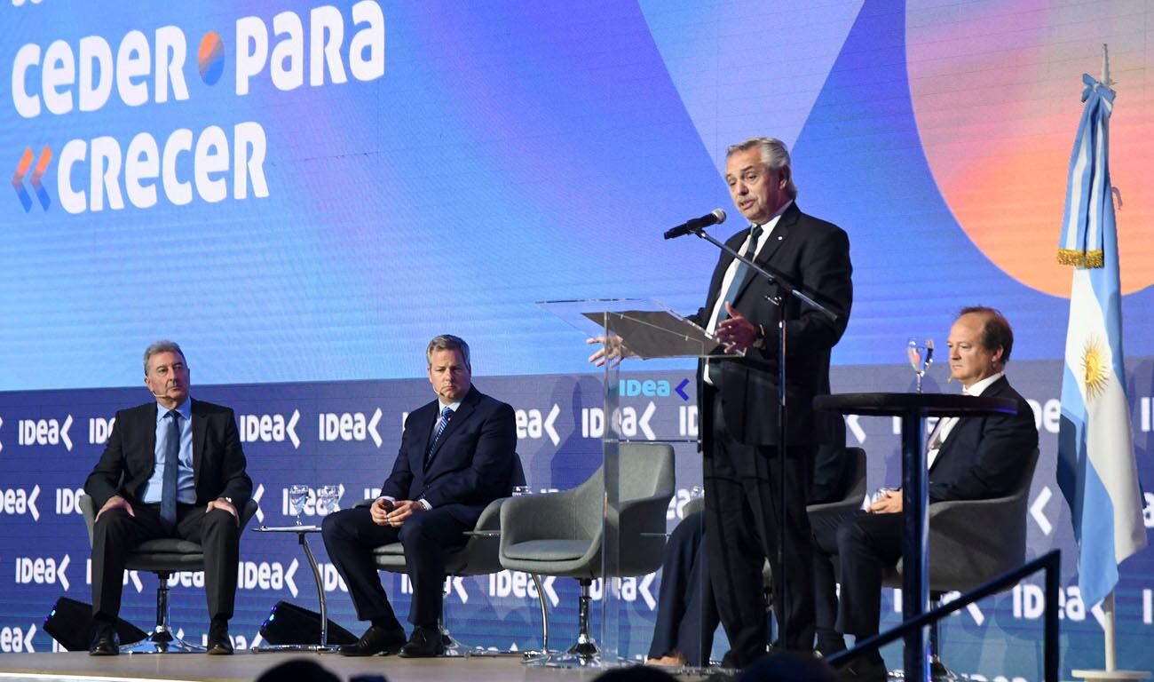 El presidente Alberto Fernández atraviesa por momentos de desgaste del poder, debilidad y soledad (Foto: NA - Daniel Vides).
