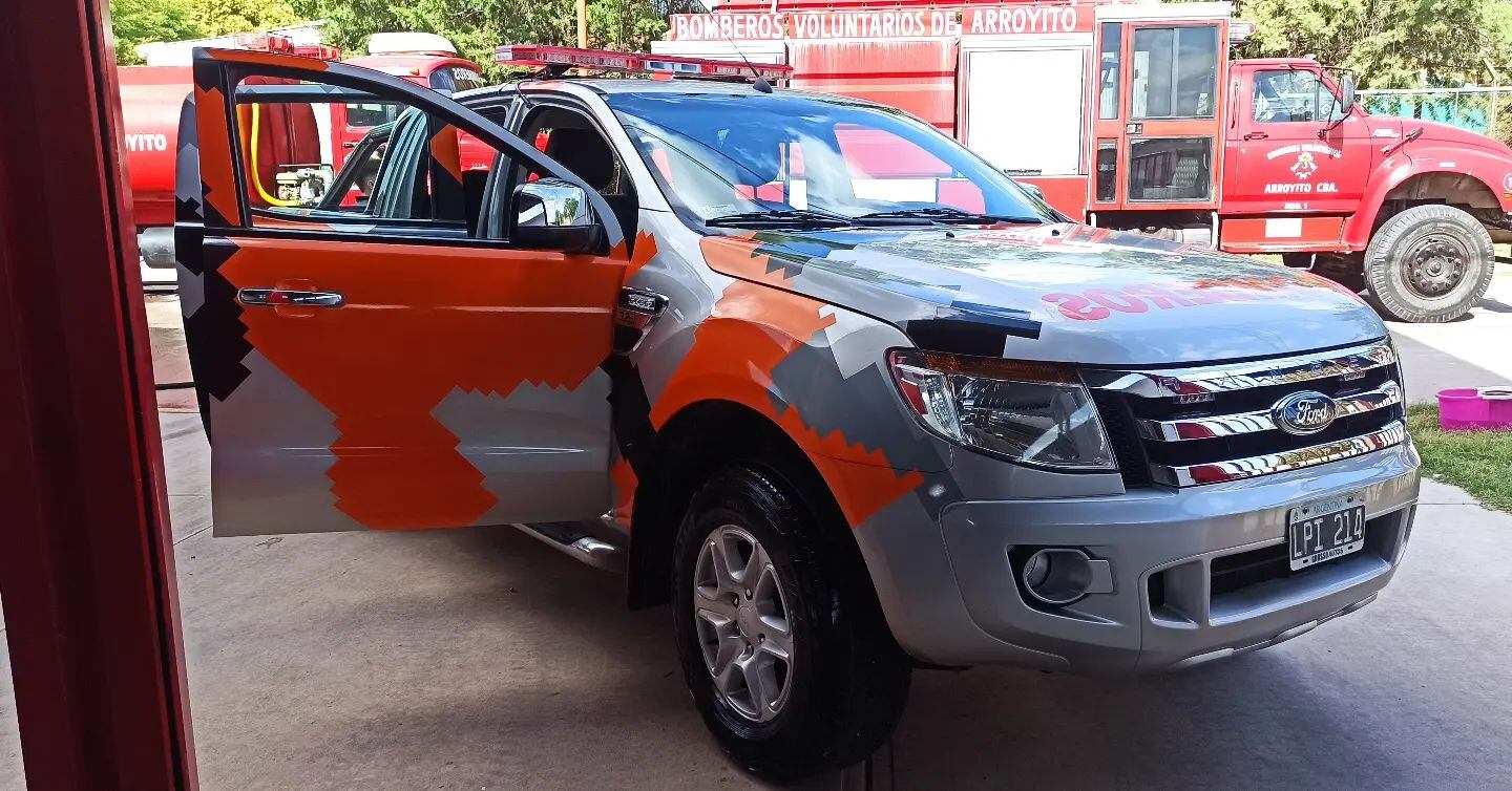 Nueva unidad liviana Bomberos Voluntarios Arroyito