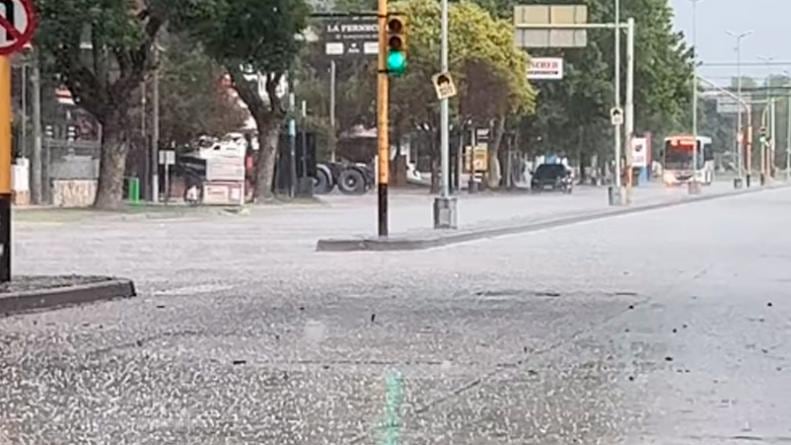 Granizo. Río Cuarto y localidades de la zona se vieron afectadas por la tormenta. (El Doce)