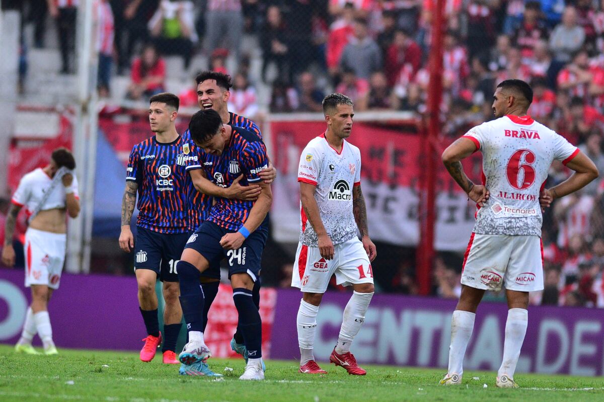 Video: con suspenso por el VAR, el tercer gol de Talleres ante Instituto