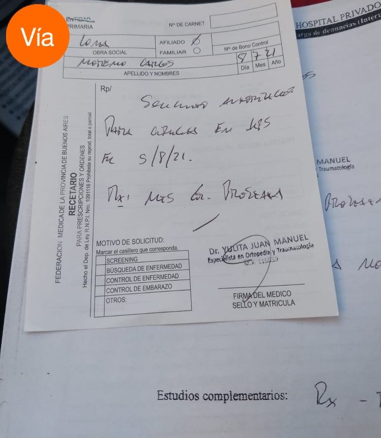 Estudios médicos y presupuesto de la operación para el recambio de cadera. Vende un bono contribución para ayudar a su papá.