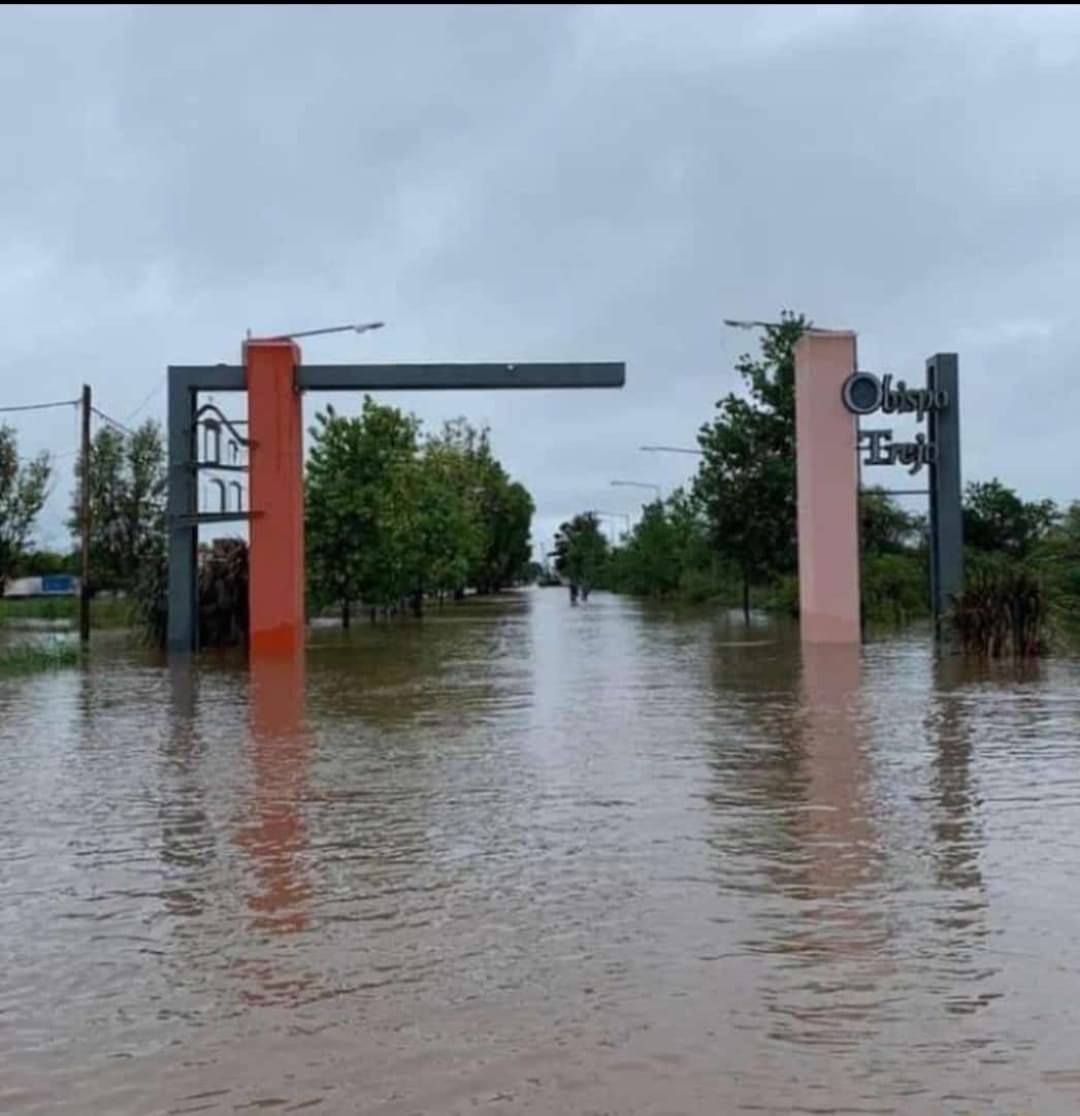 Inundación en Obispo Trejo. (Gentileza)