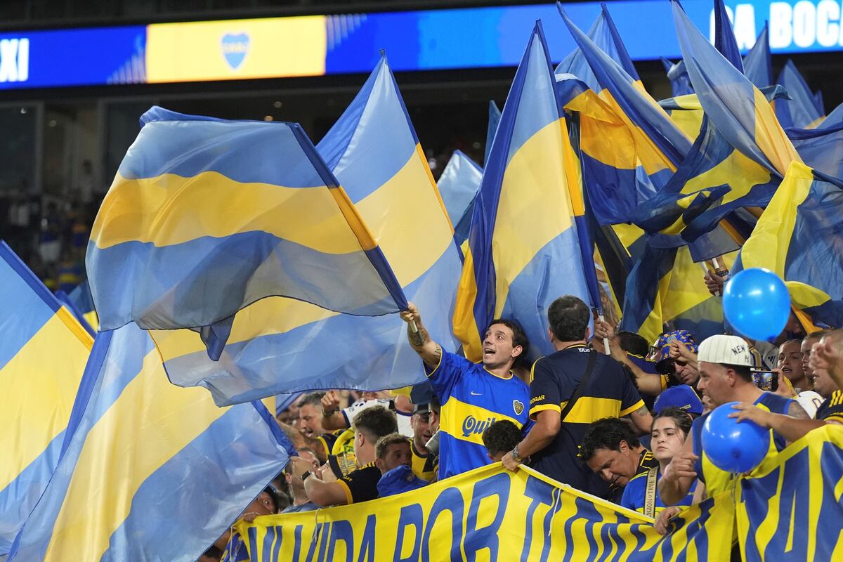 Los hinchas de Boca coparon el Hard Rock Café. (AP).