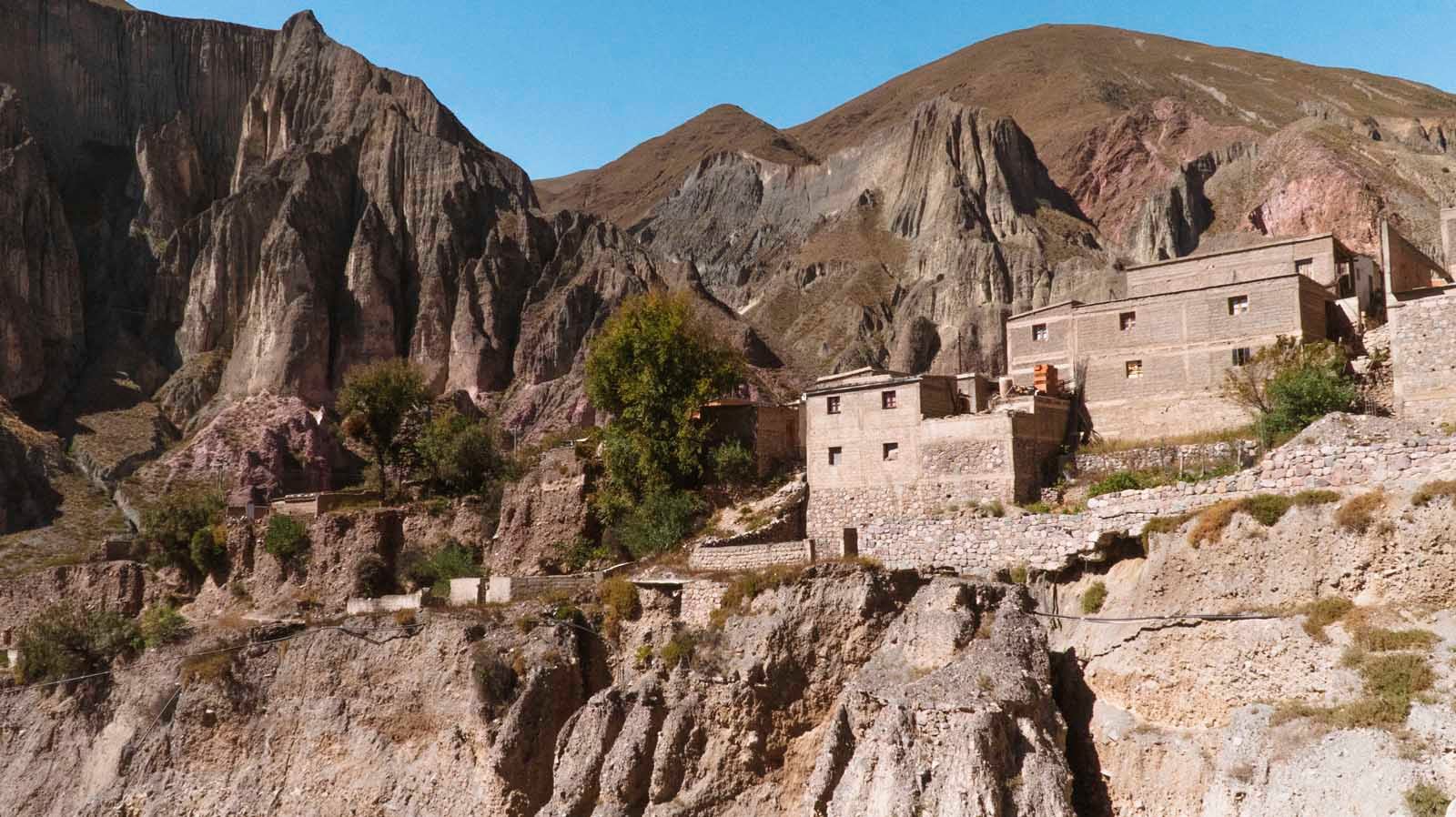 El escondido poblado de San Isidro, Iruya.