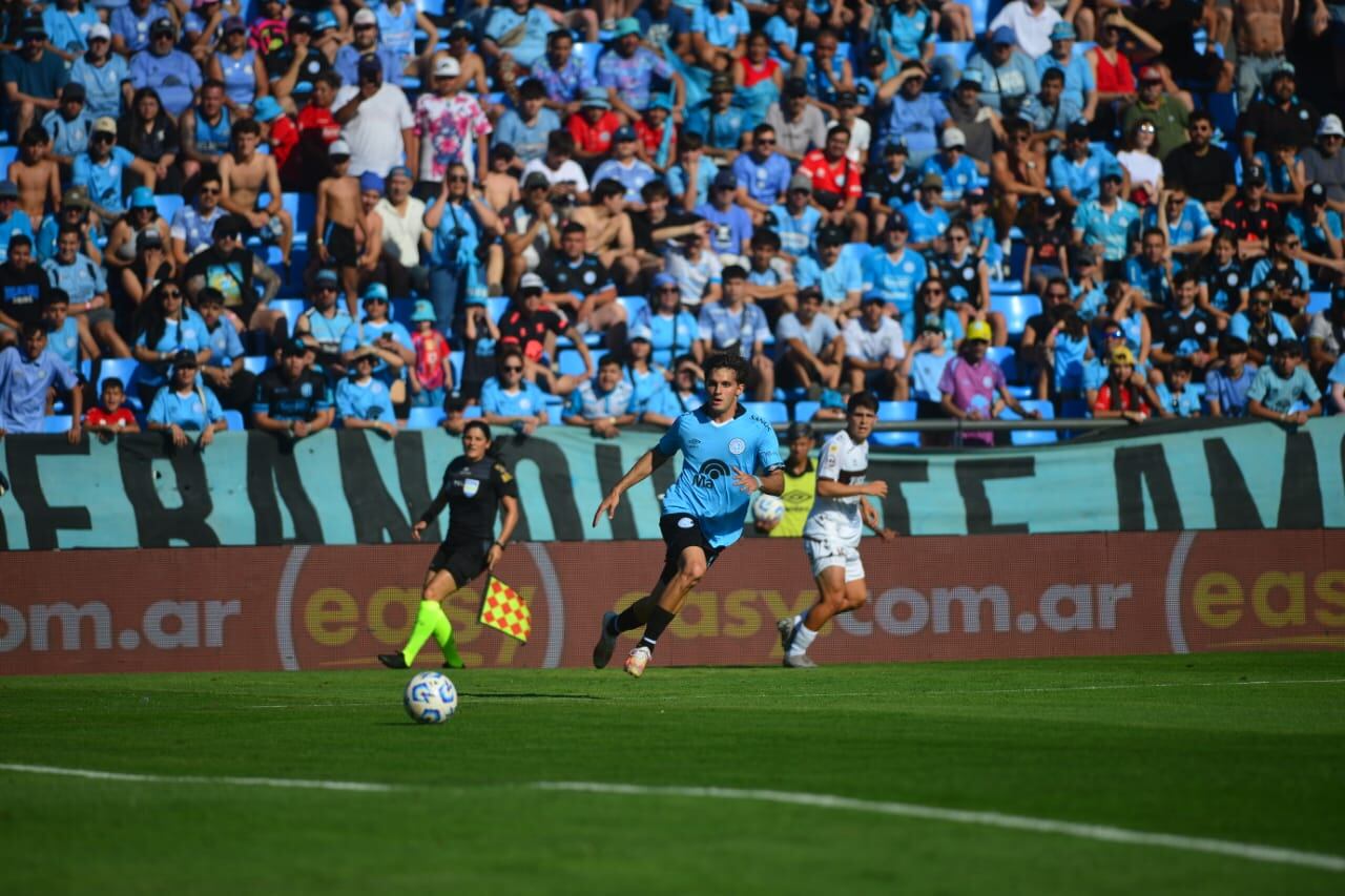 Belgrano enfrentó a Platense por la fecha 18 de la Liga Profesional. (Nicolás Bravo / La Voz)